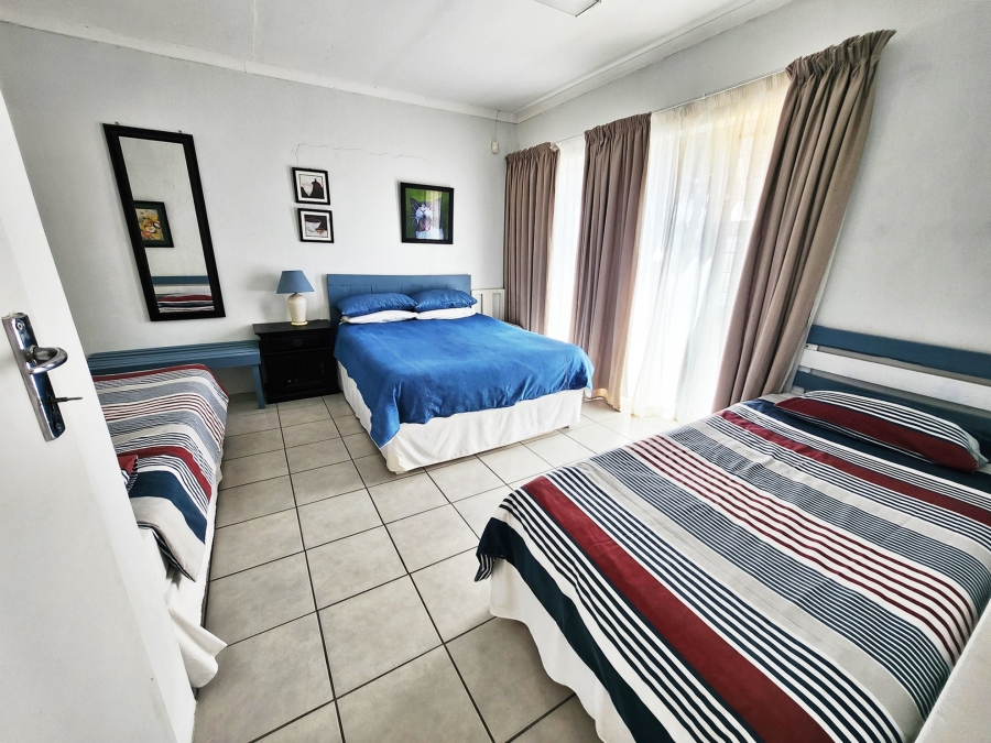 3 Bedroom Property for Sale in Struisbaai Western Cape